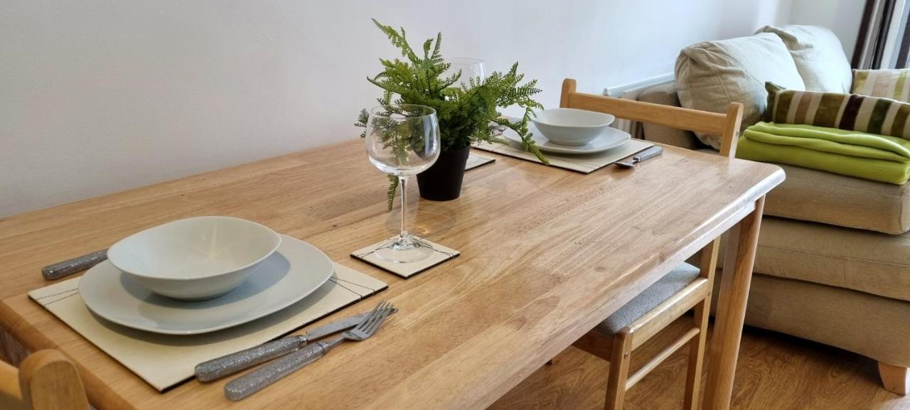 360 Serviced Accommodations - Colchester Marine Quay - 1 Double Bedroom Apartment Exterior foto